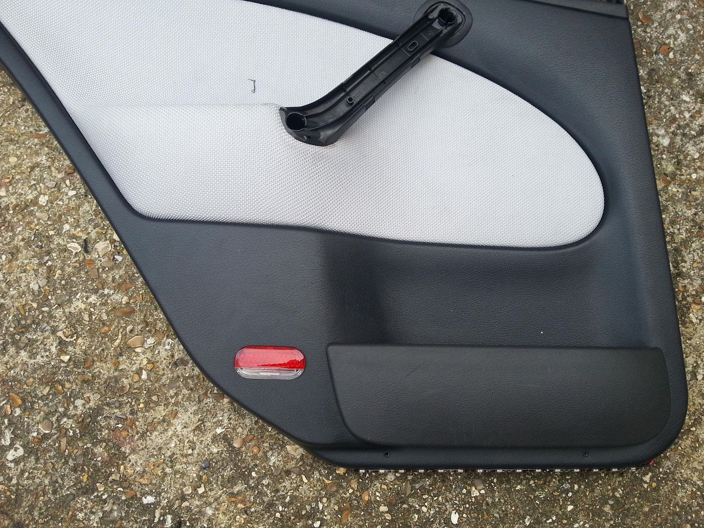 How To Install Rear Door Puddle LED's Skoda Octavia Guides BRISKODA